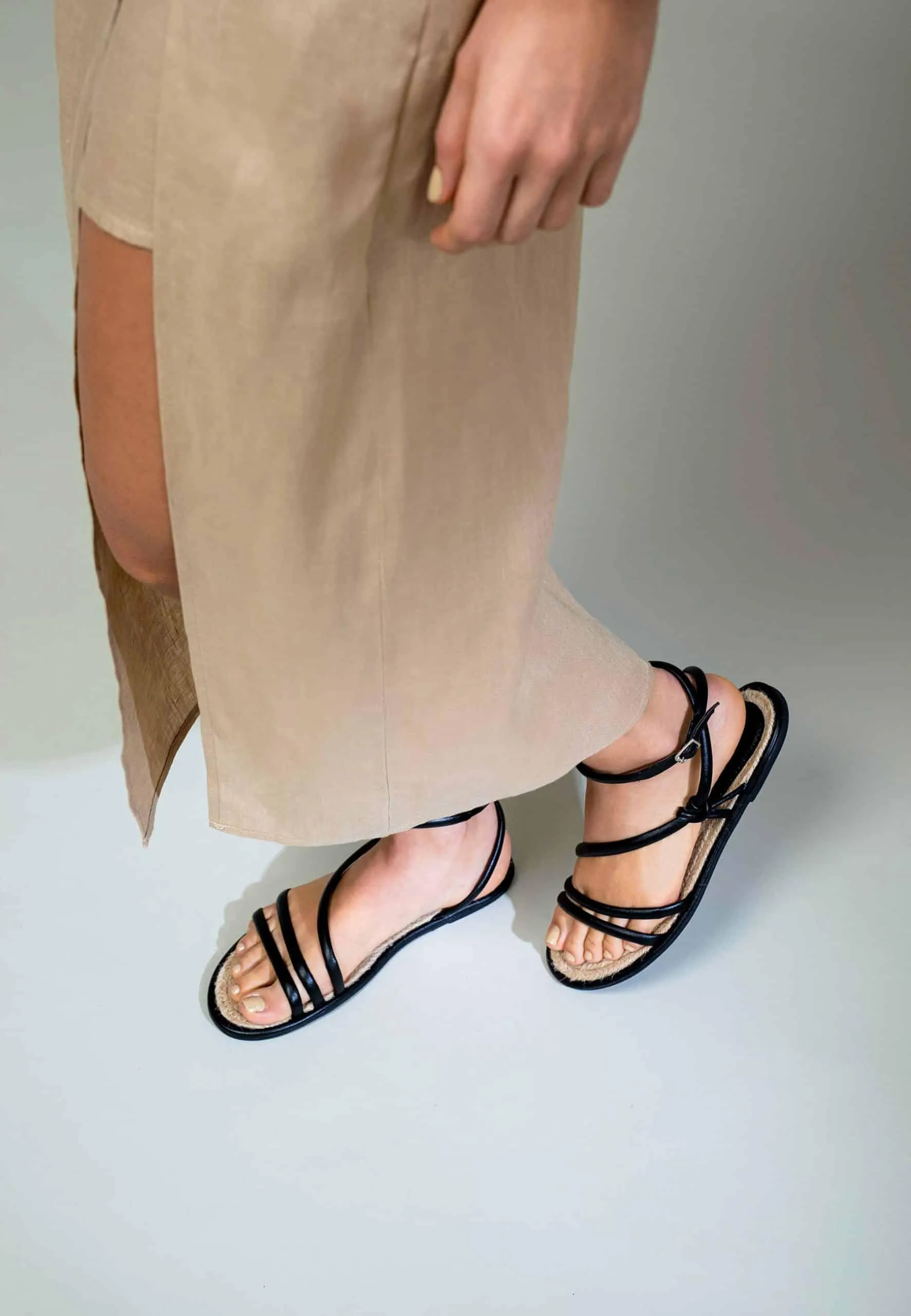 Ladies Flat Black Leather Sandals