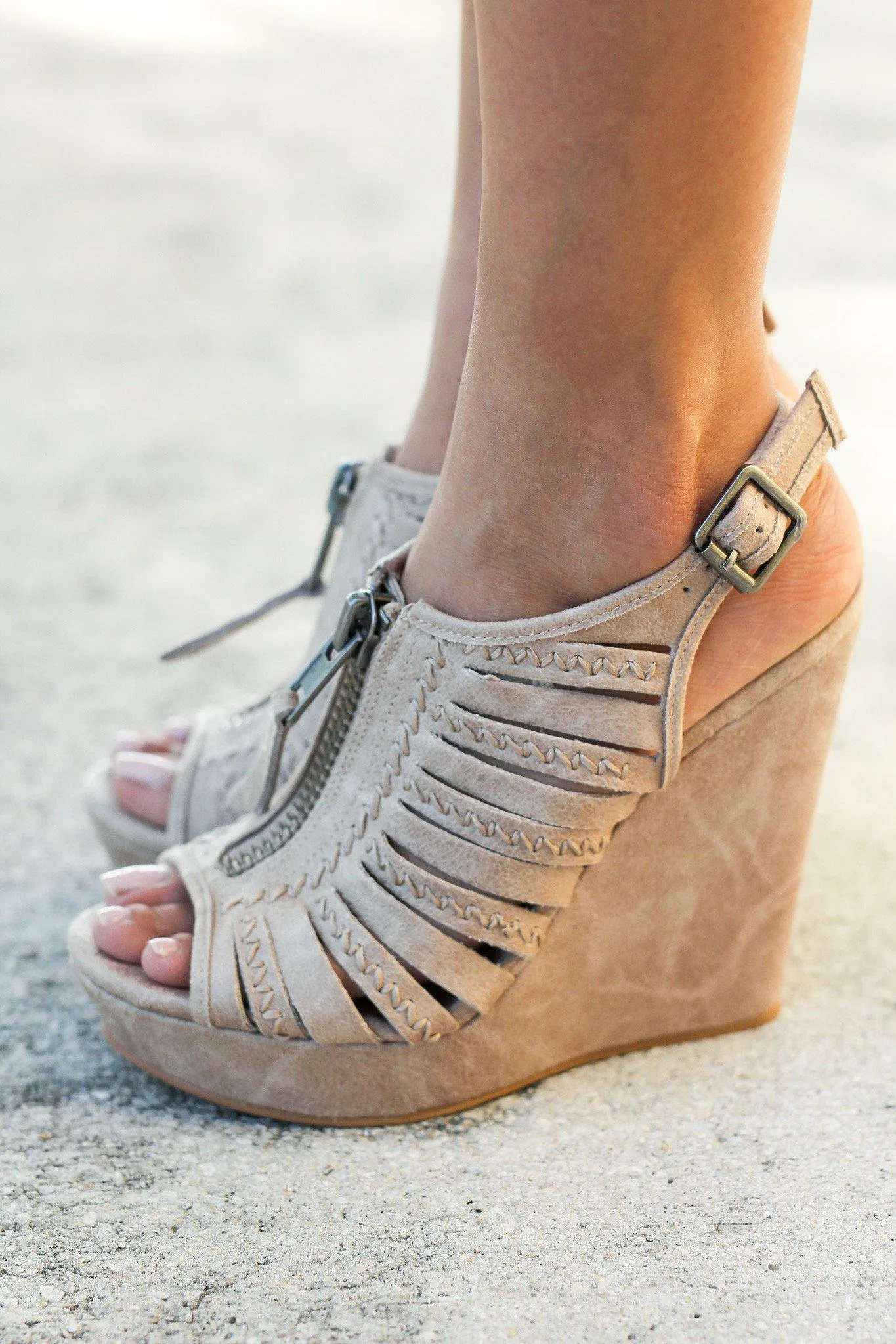 Saucin Cream Wedges