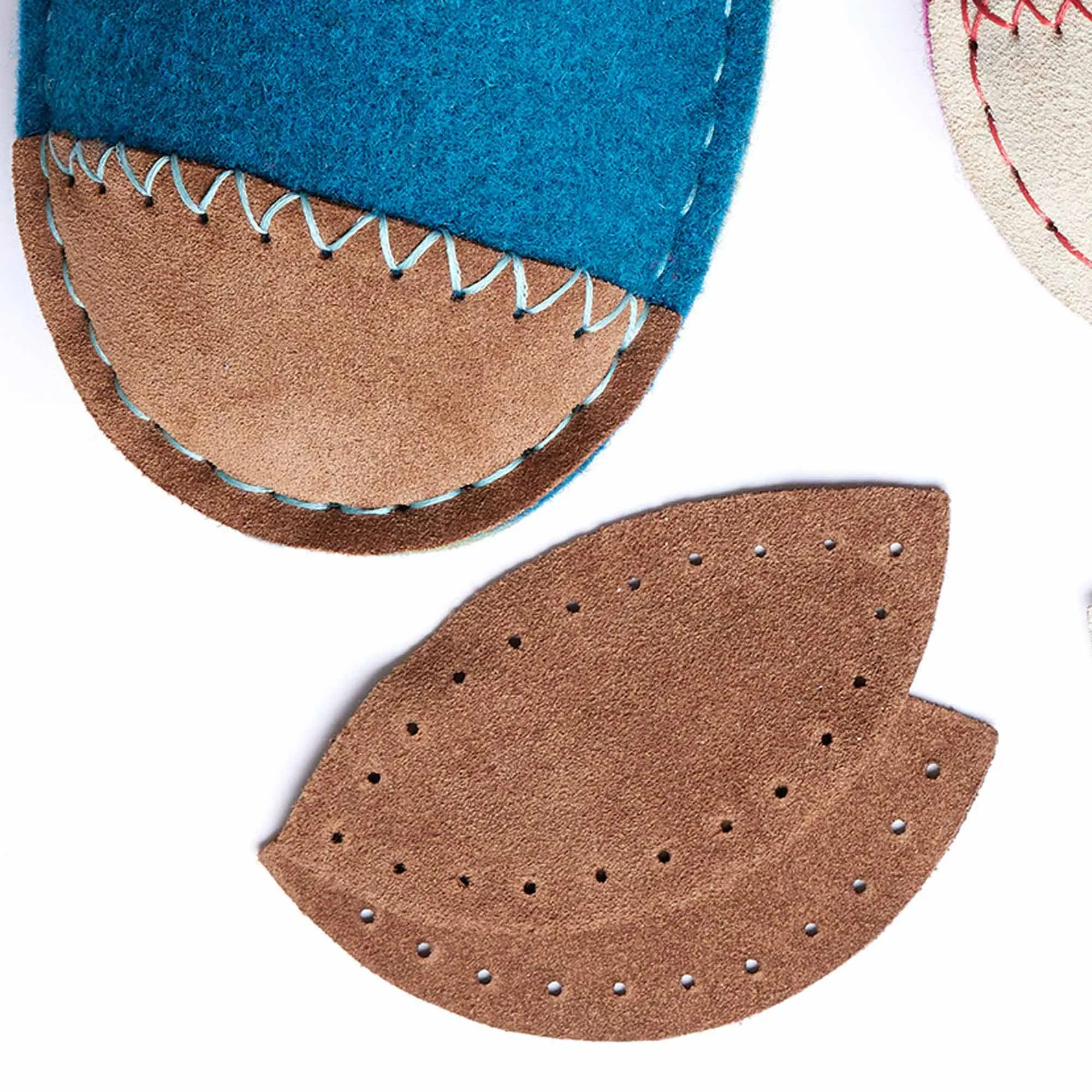 Toecaps in real suede leather - Brown or Natural