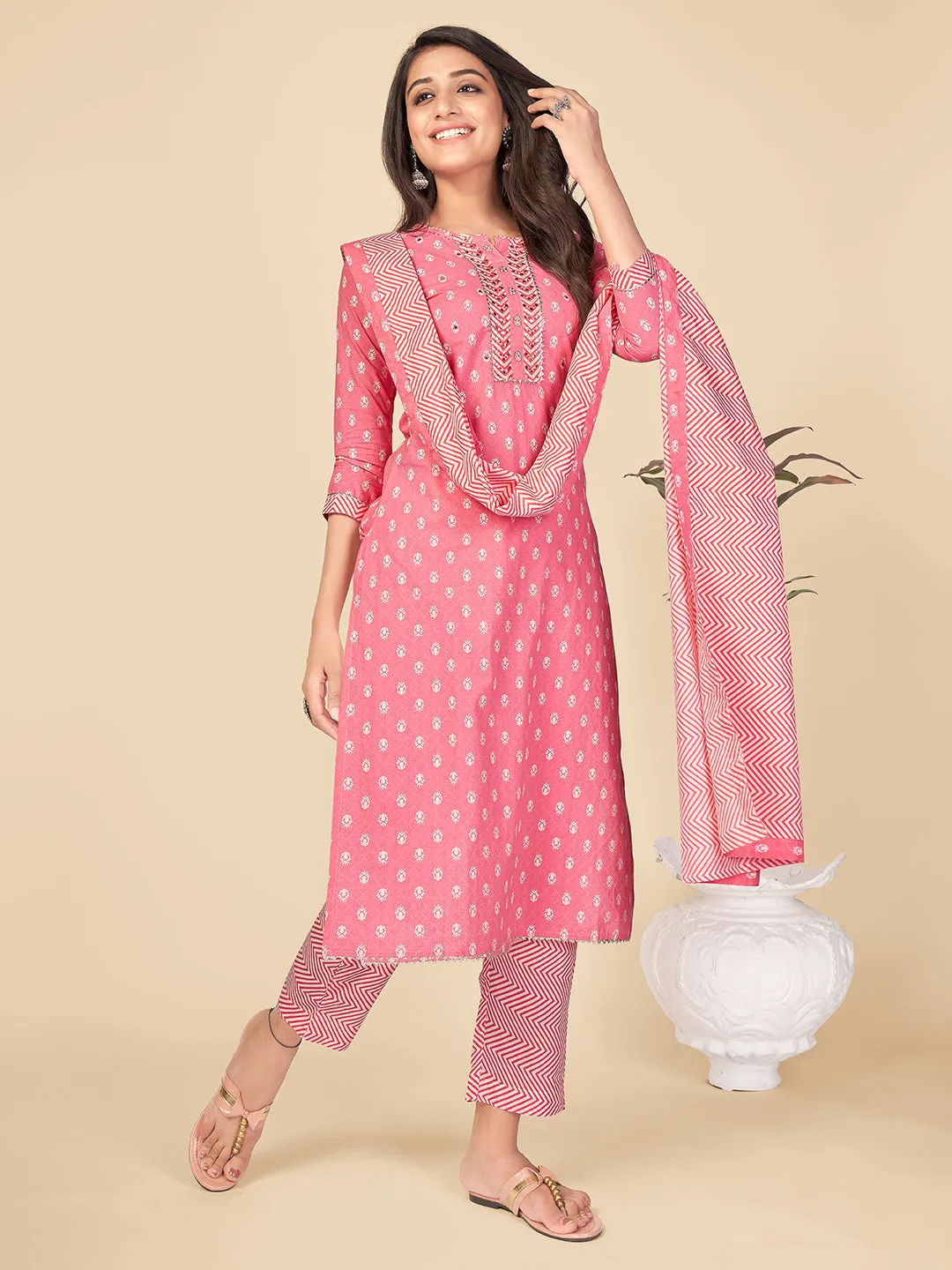 Women'S Printed & Mirror Work Straight Cotton Pink Kurta Pant With Dupatta