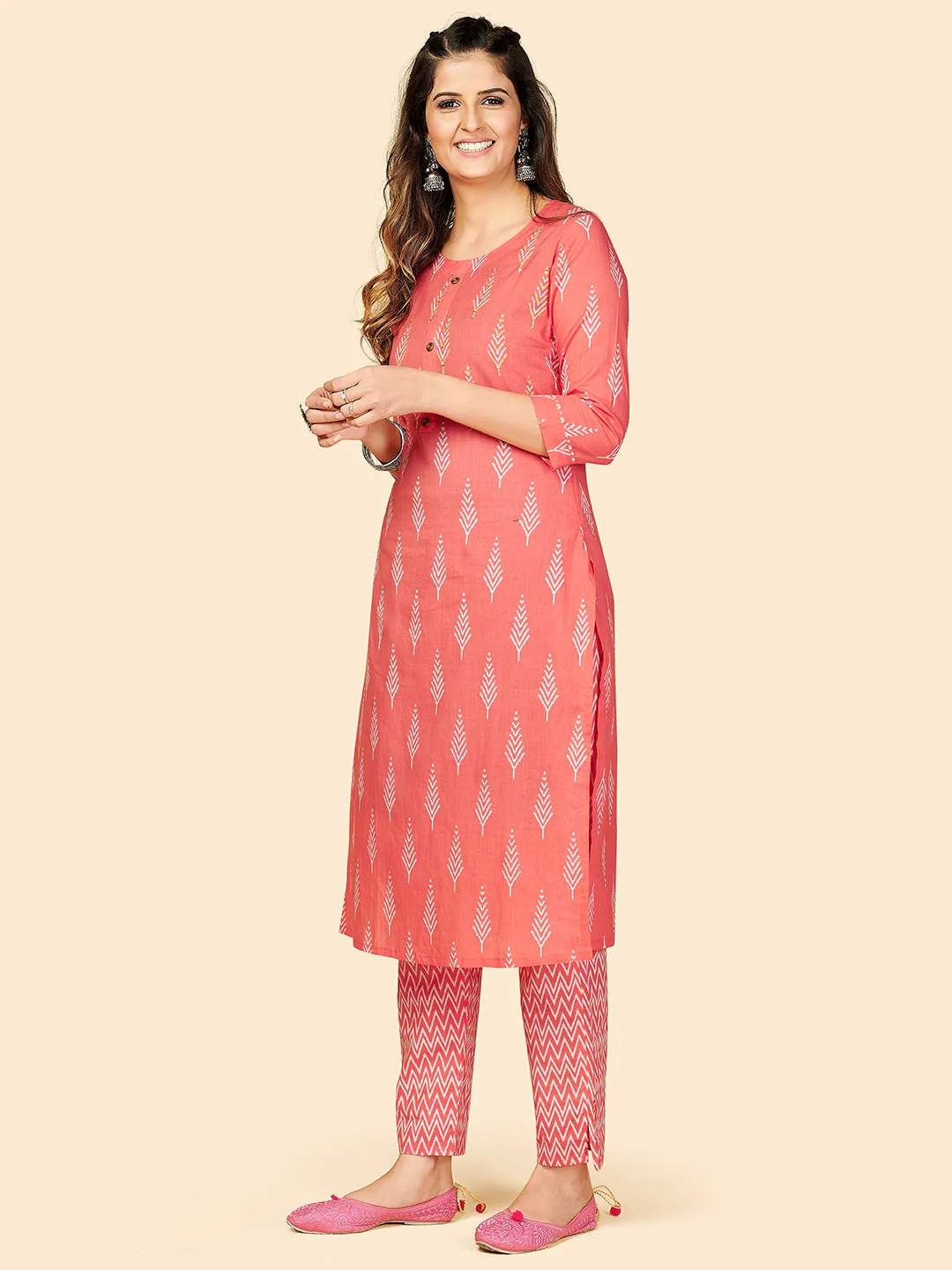 Women'S Printed & Sequience Work Straight Cotton Coral Stitched Kurta With Pant